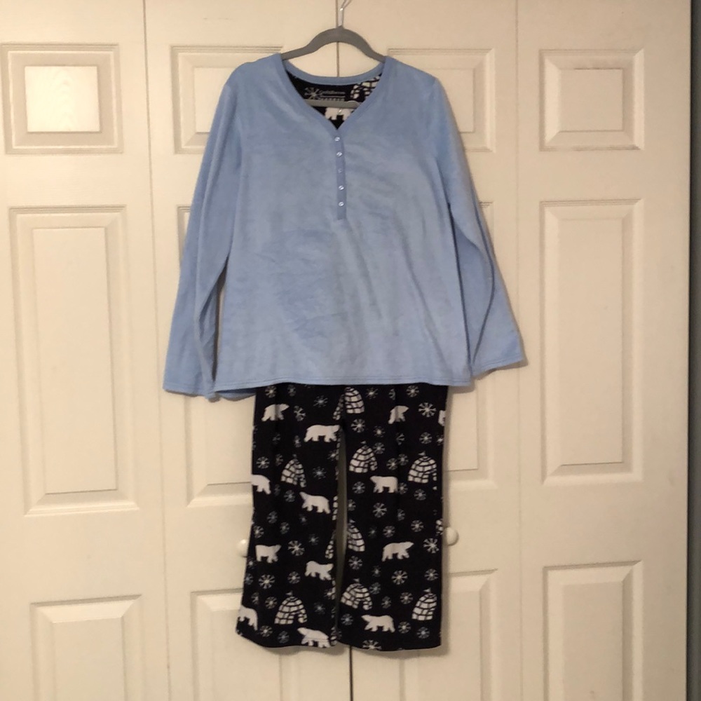 Croft and Barrow Fleece Pajama Set